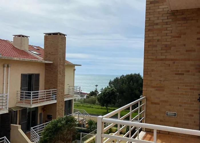 Maura's House Prázdninový dům Silveira (Lisbon)